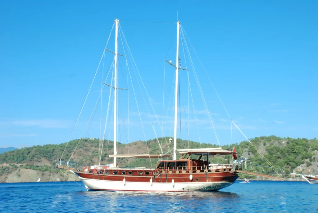 Luxury-sailing-trip-on-a-Turkish-gulet–Fethiye-Marmaris-Fethiye