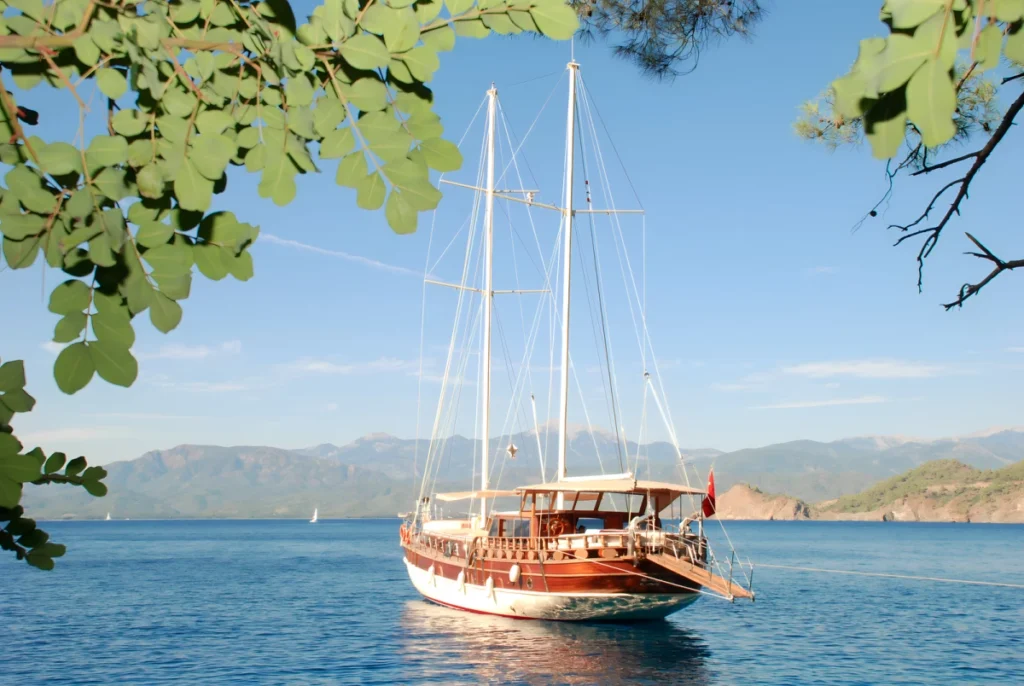 Week-Sailing-on-a-Turkish-gulet–Fethiye-Marmaris-Fethiye (3)